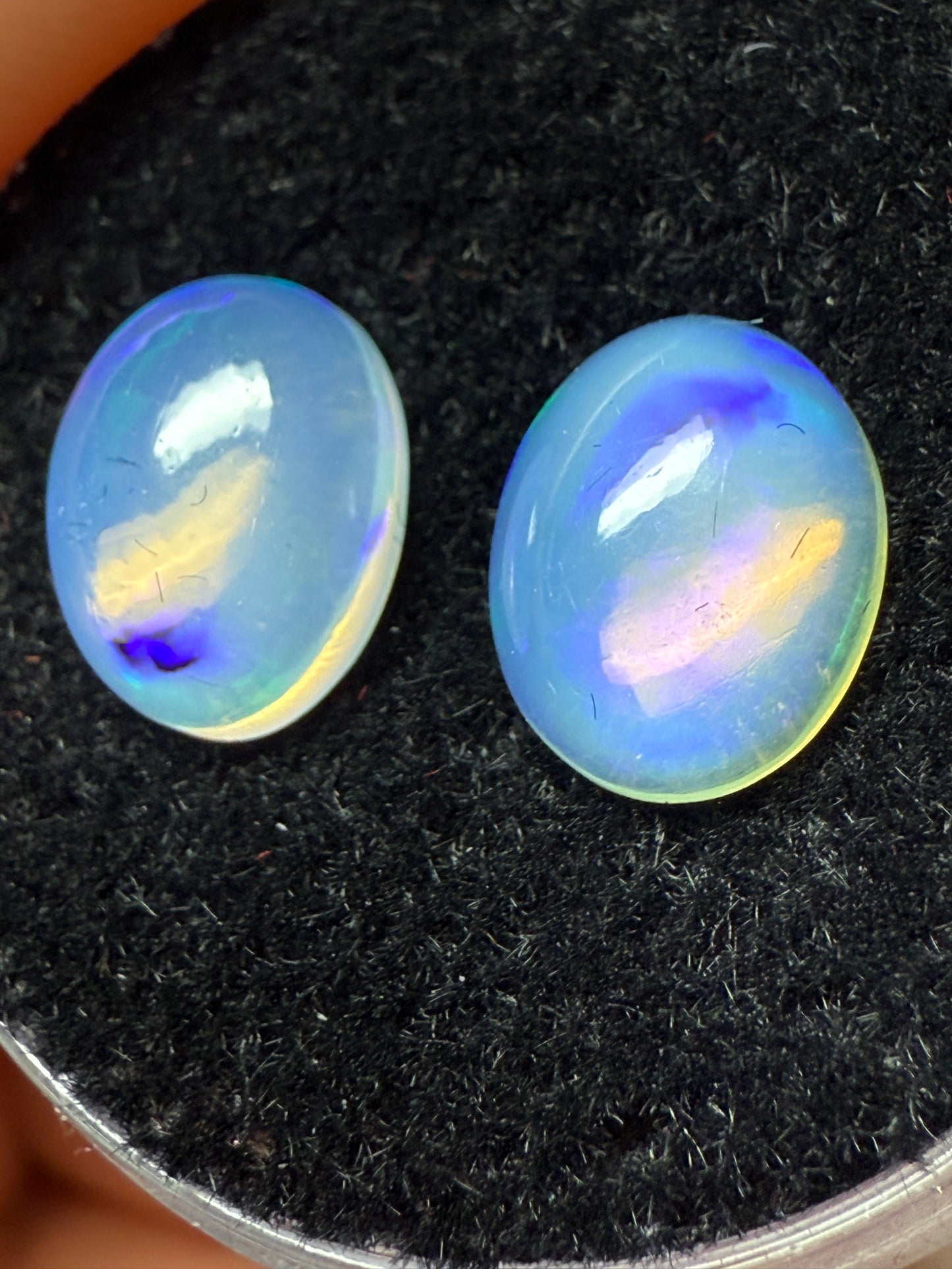 Welo Opal Cabochon Pair: 2.64 ct– 9x7x4mm