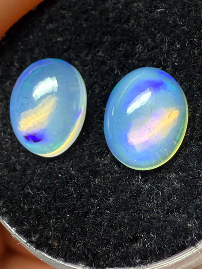 Welo Opal Cabochon Pair: 2.64 ct– 9x7x4mm
