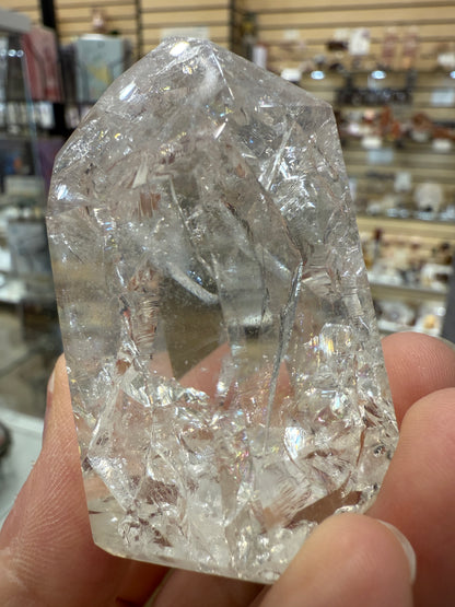 Crackle Quartz Tower