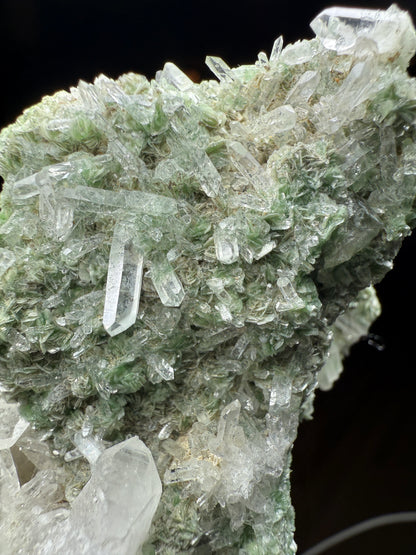 Quartz, Fuchsite- Mundo Nuevo Mine, Huamachuco, La Libertad, Peru