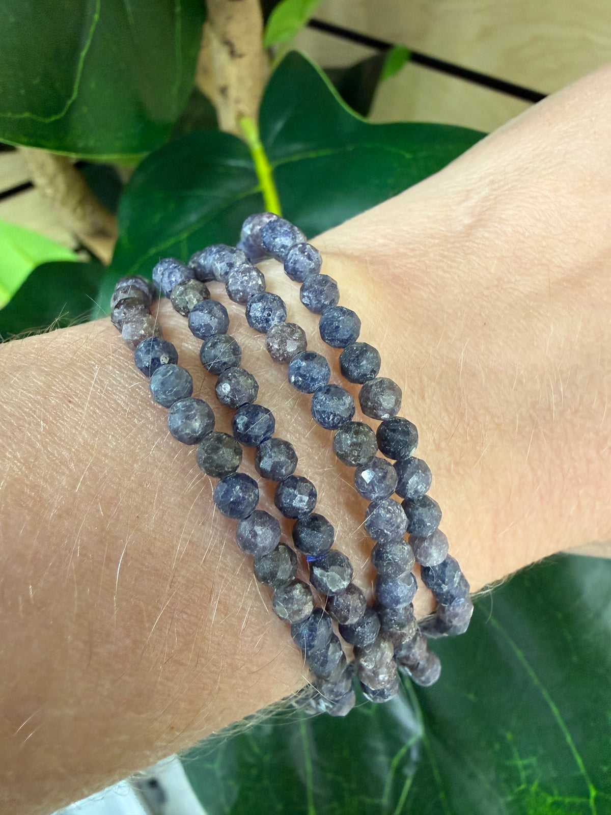 Sappire Stretch Bracelet- 4mm Round Faceted 7.5 inches