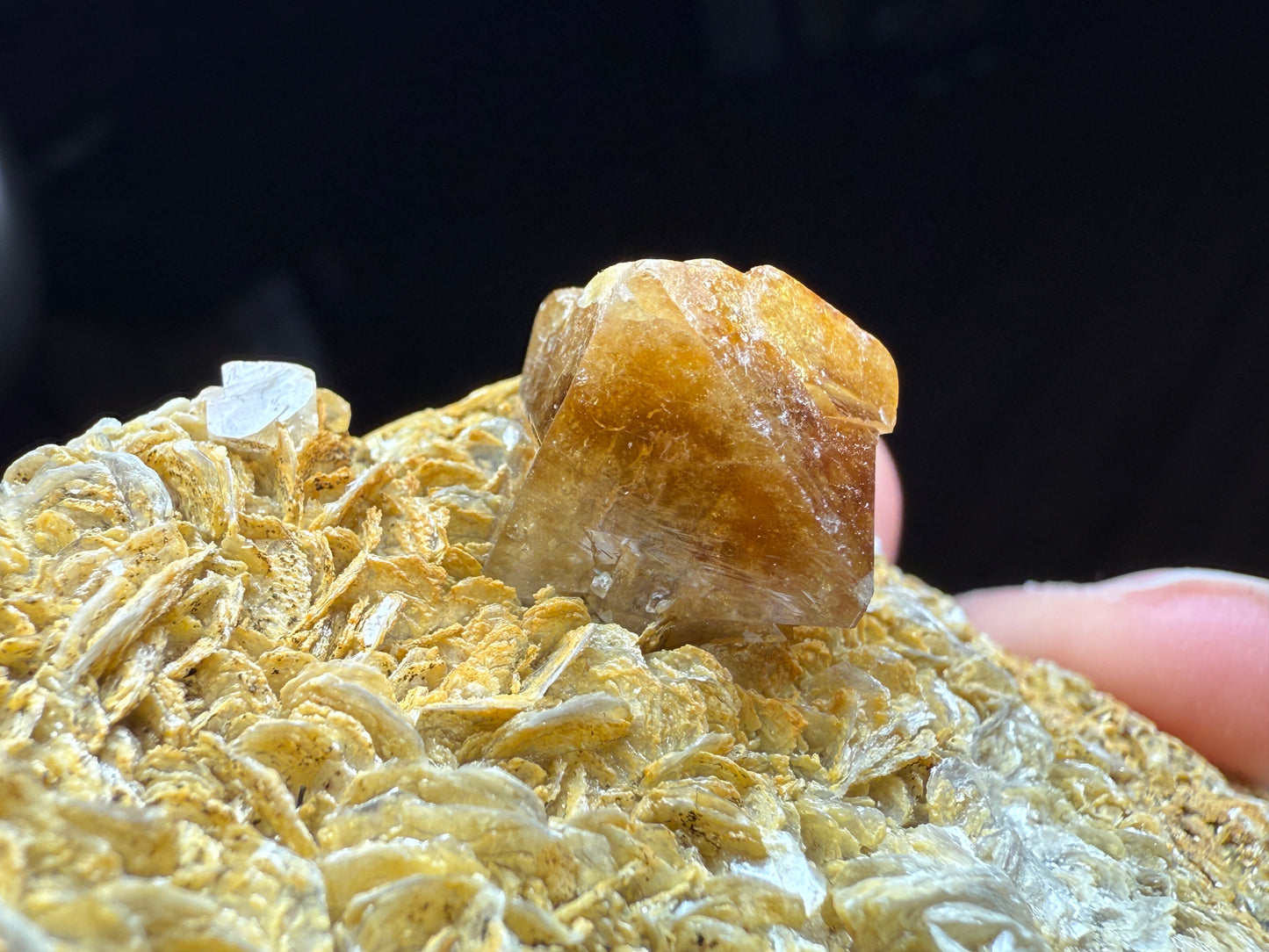 Scheelite, Mica- Pingwu mine, Mount Little Xuebaoding, Sichuan, China