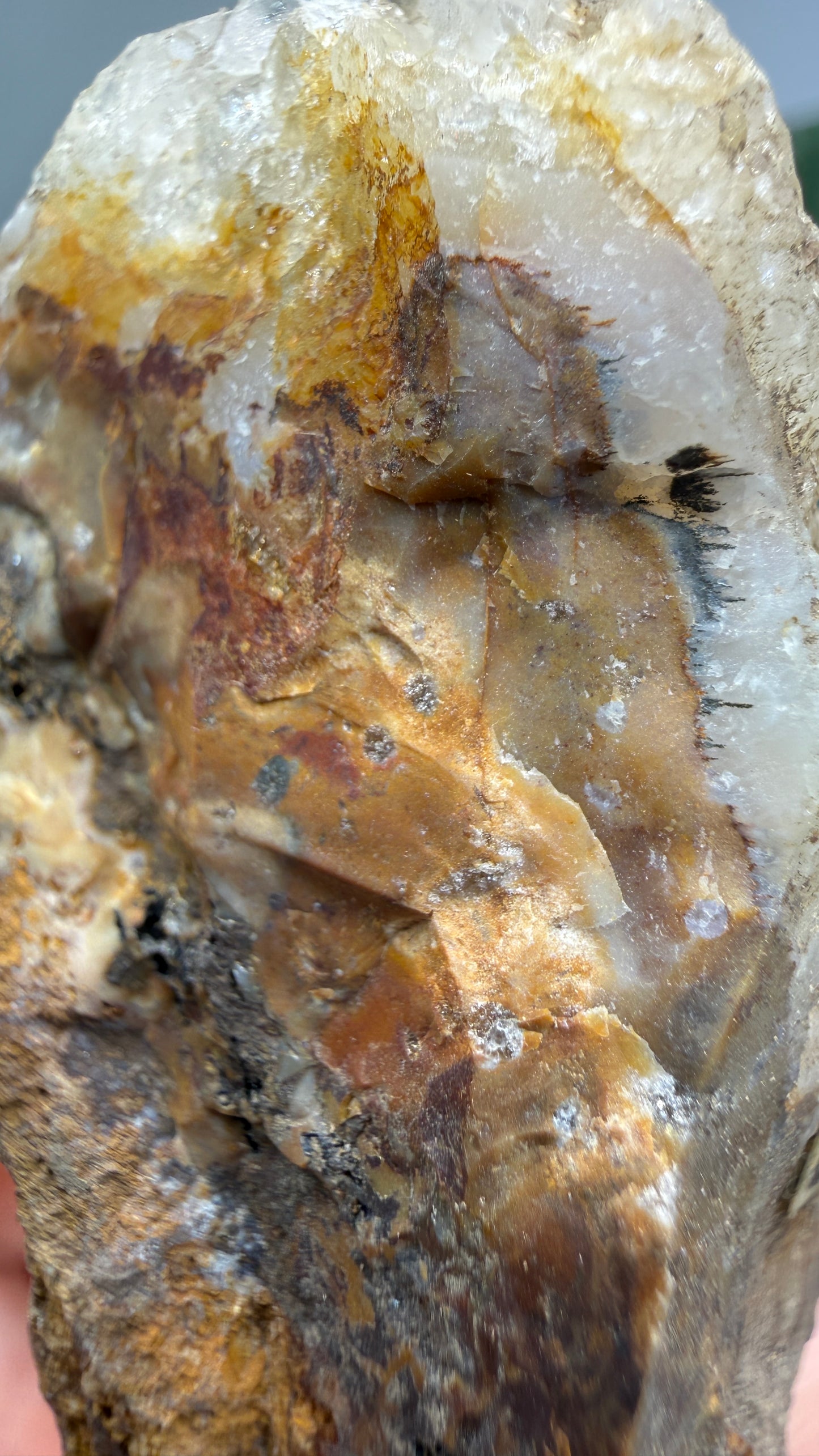 Quartz Crystals on Flint- Flint Ridge, Ohio