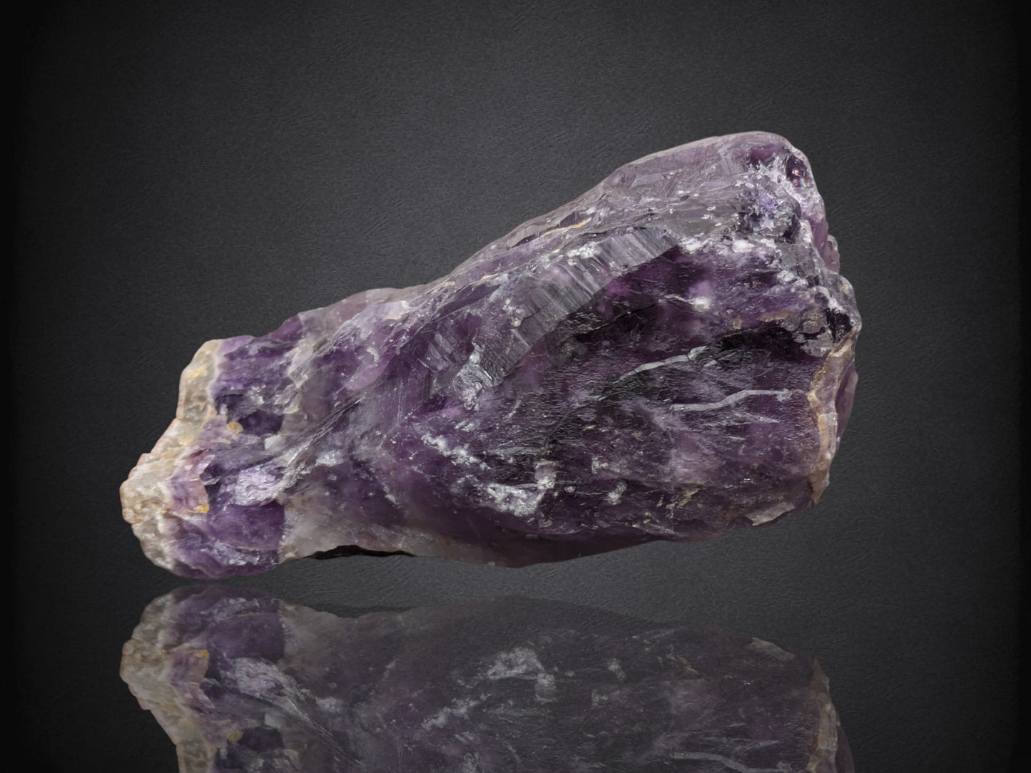 AMETHYST "Dino Tooth"- Thunder Bay District, Ontario, Canada