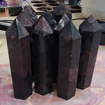 Polished Garnet Point