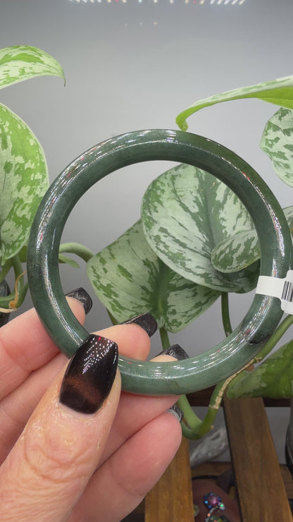 Burmese Jade Bangle – 8mm Wide – 58mm Diameter (Small)