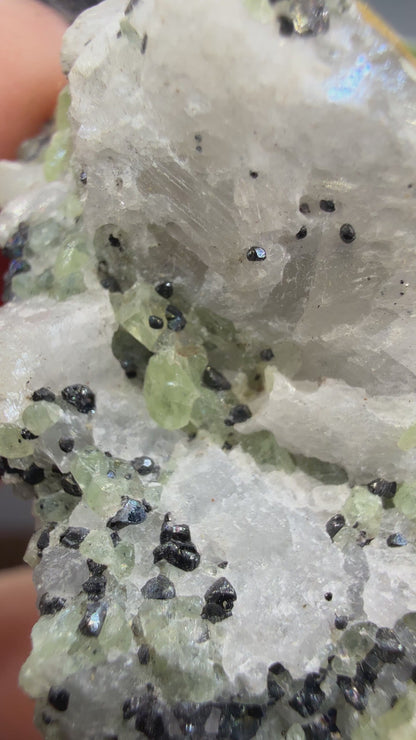Willemite, Franklinite — Franklin, New Jersey