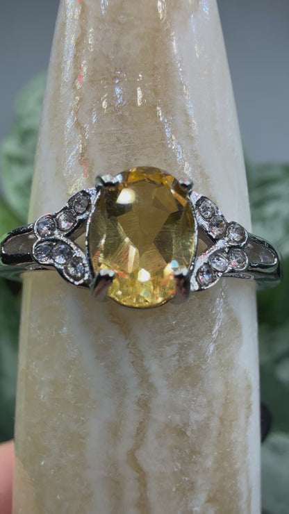 Faceted Citrine Ring Size 9 in 316L Stainless Steel- 6x8mm Oval Gemstone