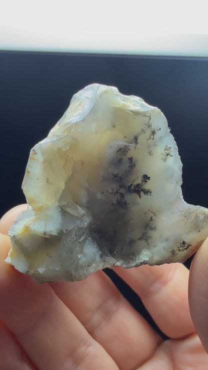 Sweetwater Agate- Split Rock Formation/Agate Flats, Sweetwater River, Fremont County, Wyoming