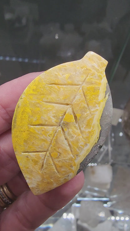 Bumblebee Jasper Leaf Carving - 2.1"