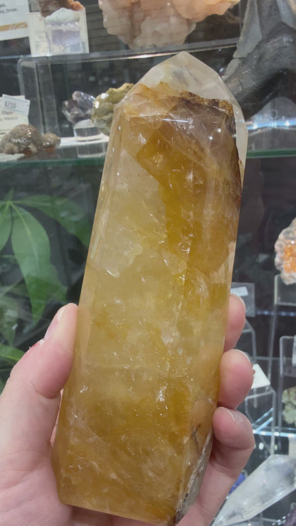 Hematoid Quartz Tower