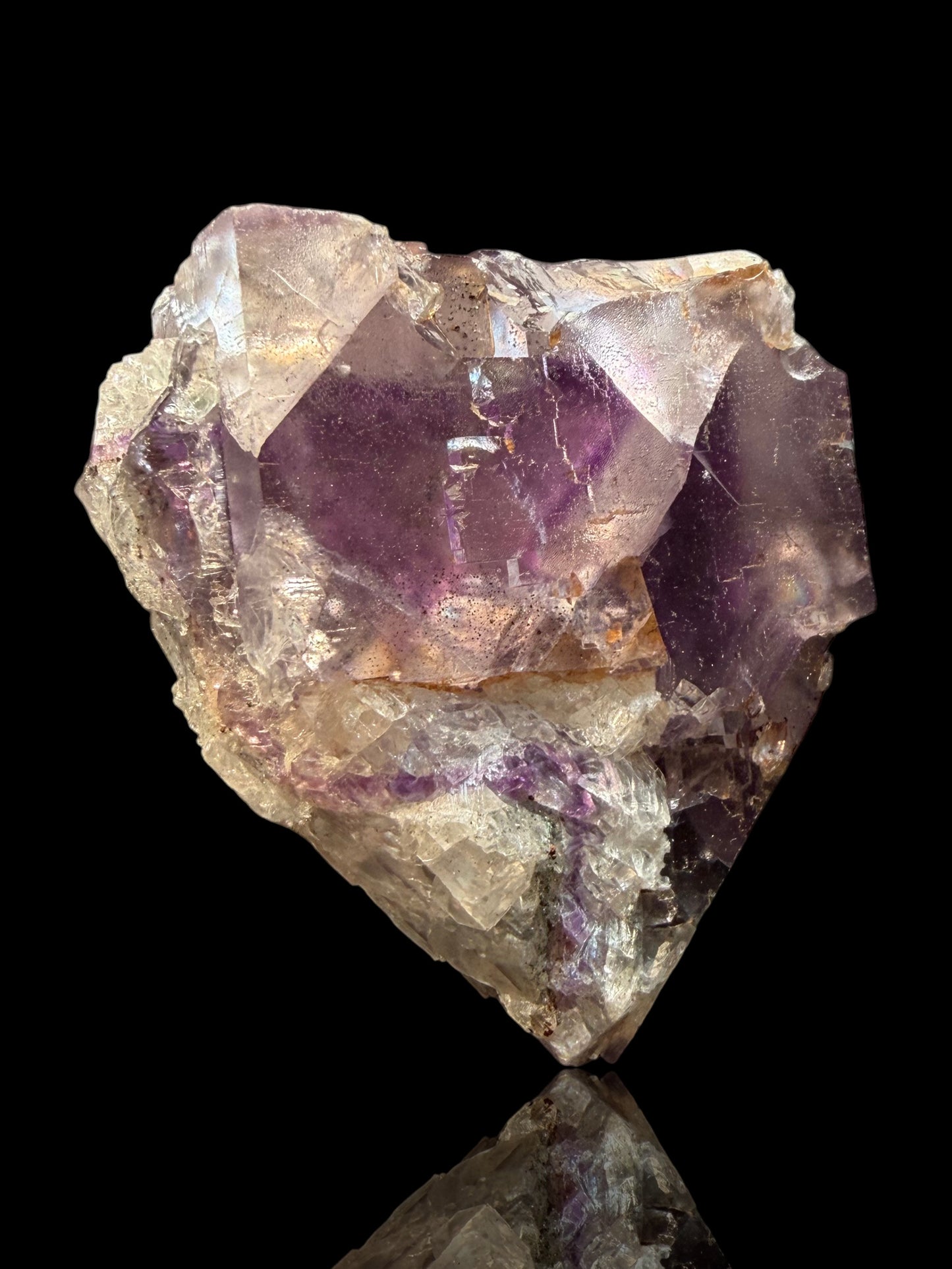Fluorite - Cave-in-Rock, Hardin County, Illinois, USA