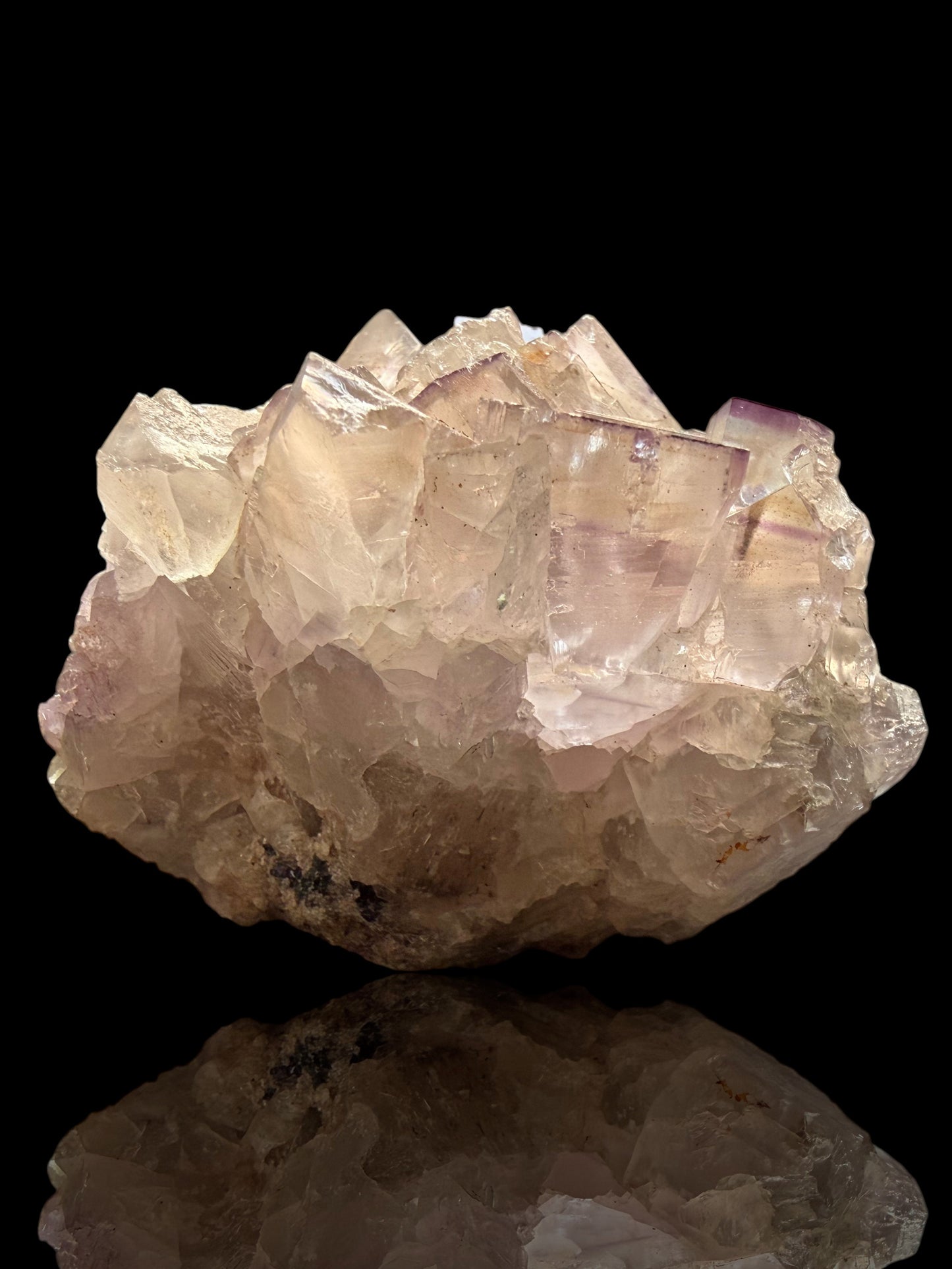 Fluorite - Cave-in-Rock, Hardin County, Illinois, USA