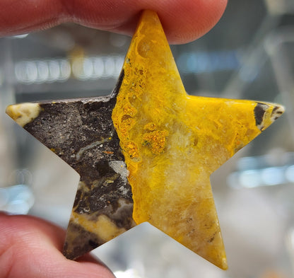 Bumblebee Jasper Star Carving - 1.6"